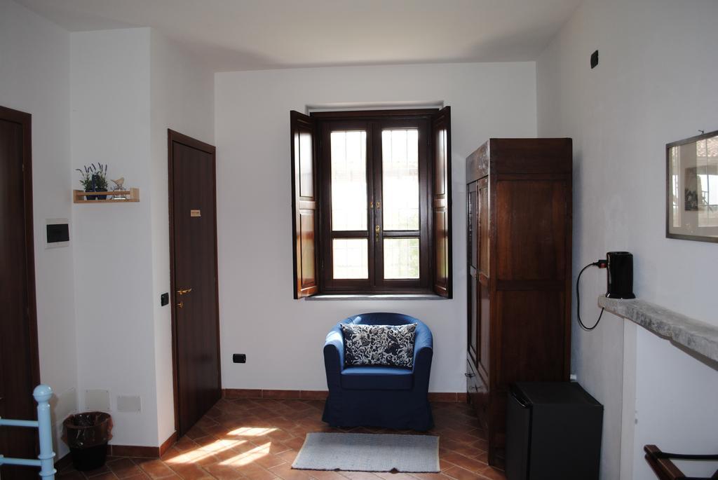 Agriturismo Cascina Mora Павия Стая снимка